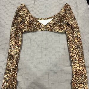 SHEIN Tan and Brown Animal Print Long Sleeve Crop Top